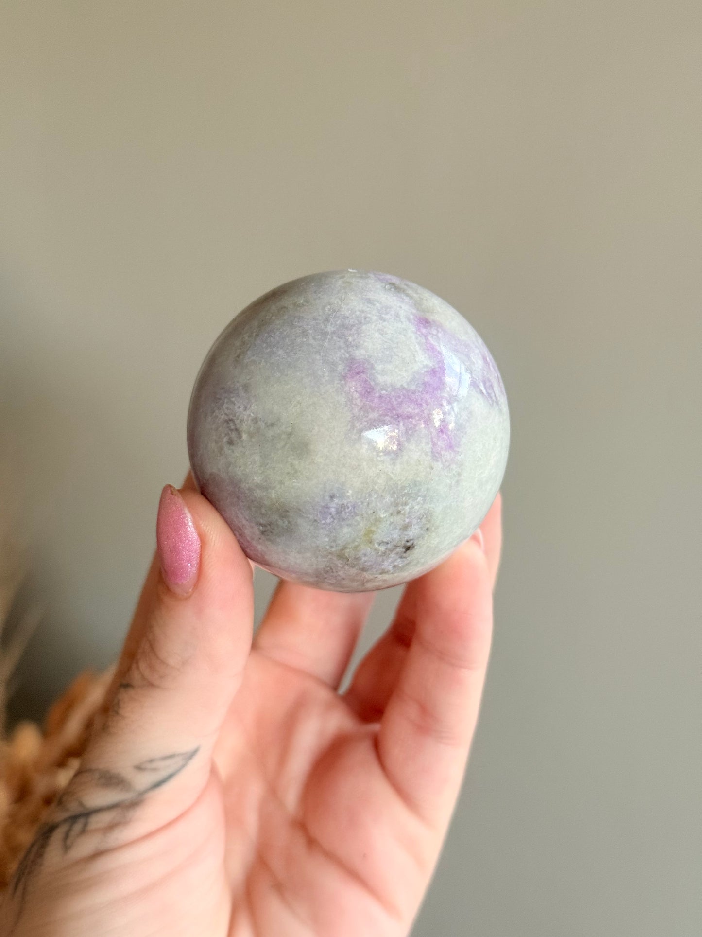 Hackmanite Sphere