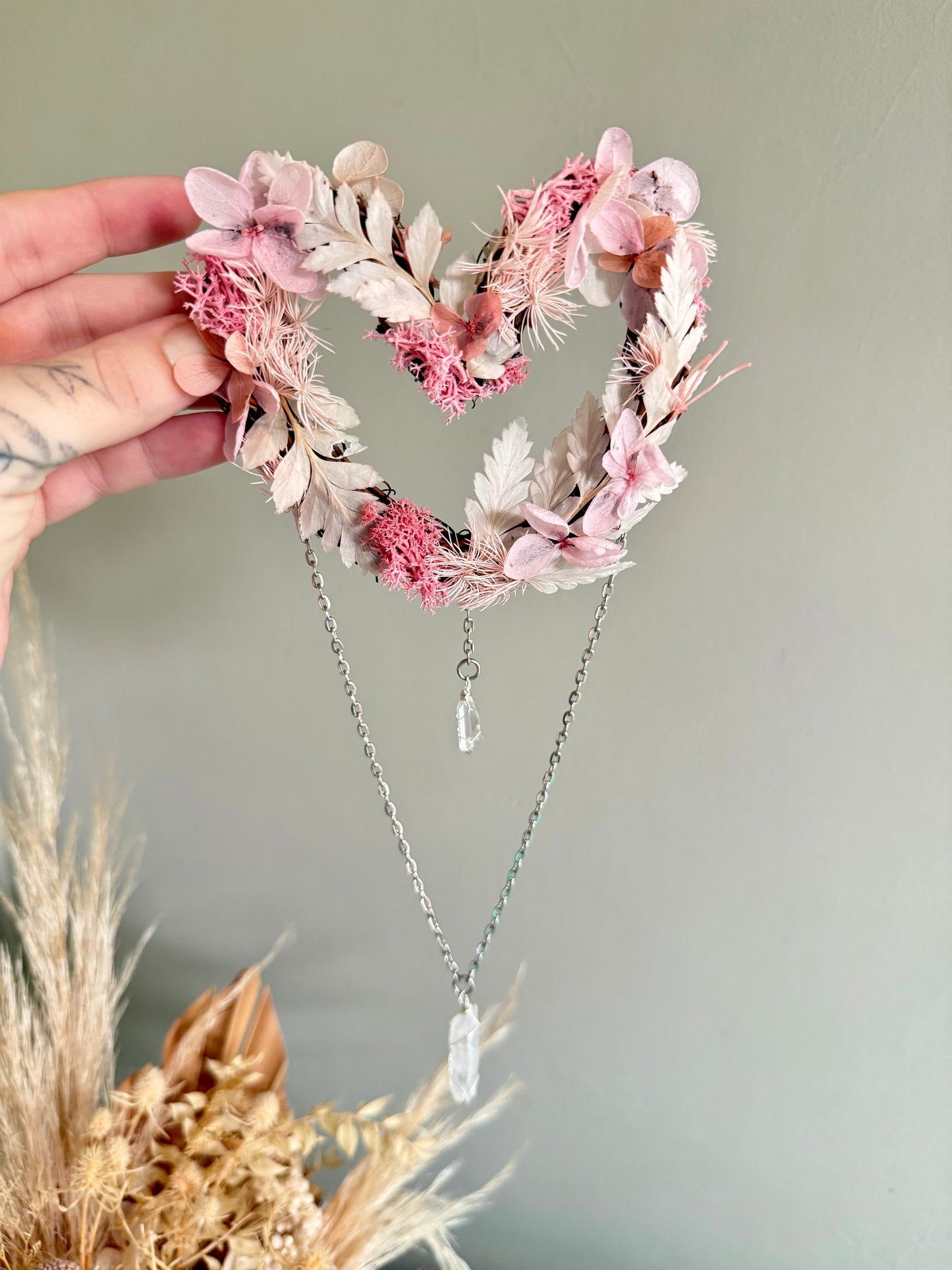 10cm Quartz Heart Wreath