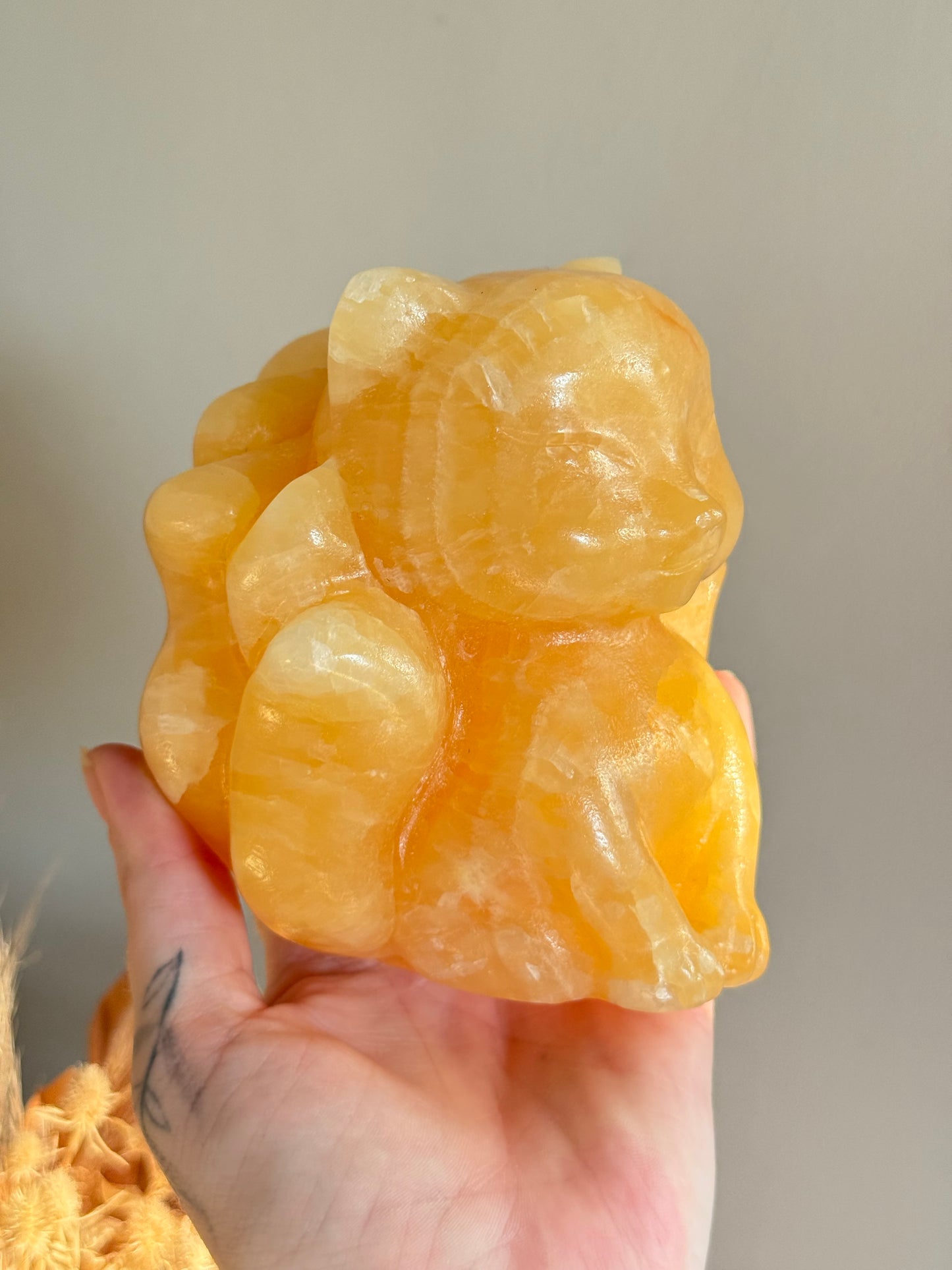 Calcite 9 Tail Fox / Kitsune