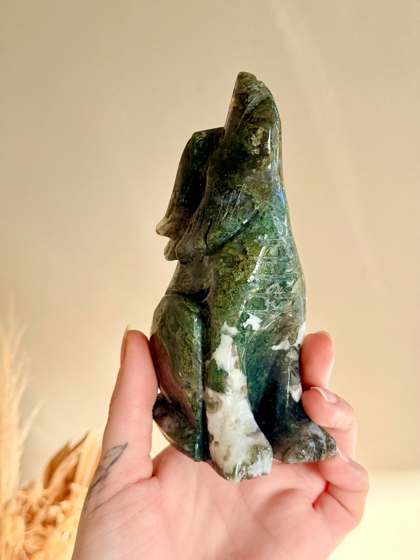 Moss Agate Wolf