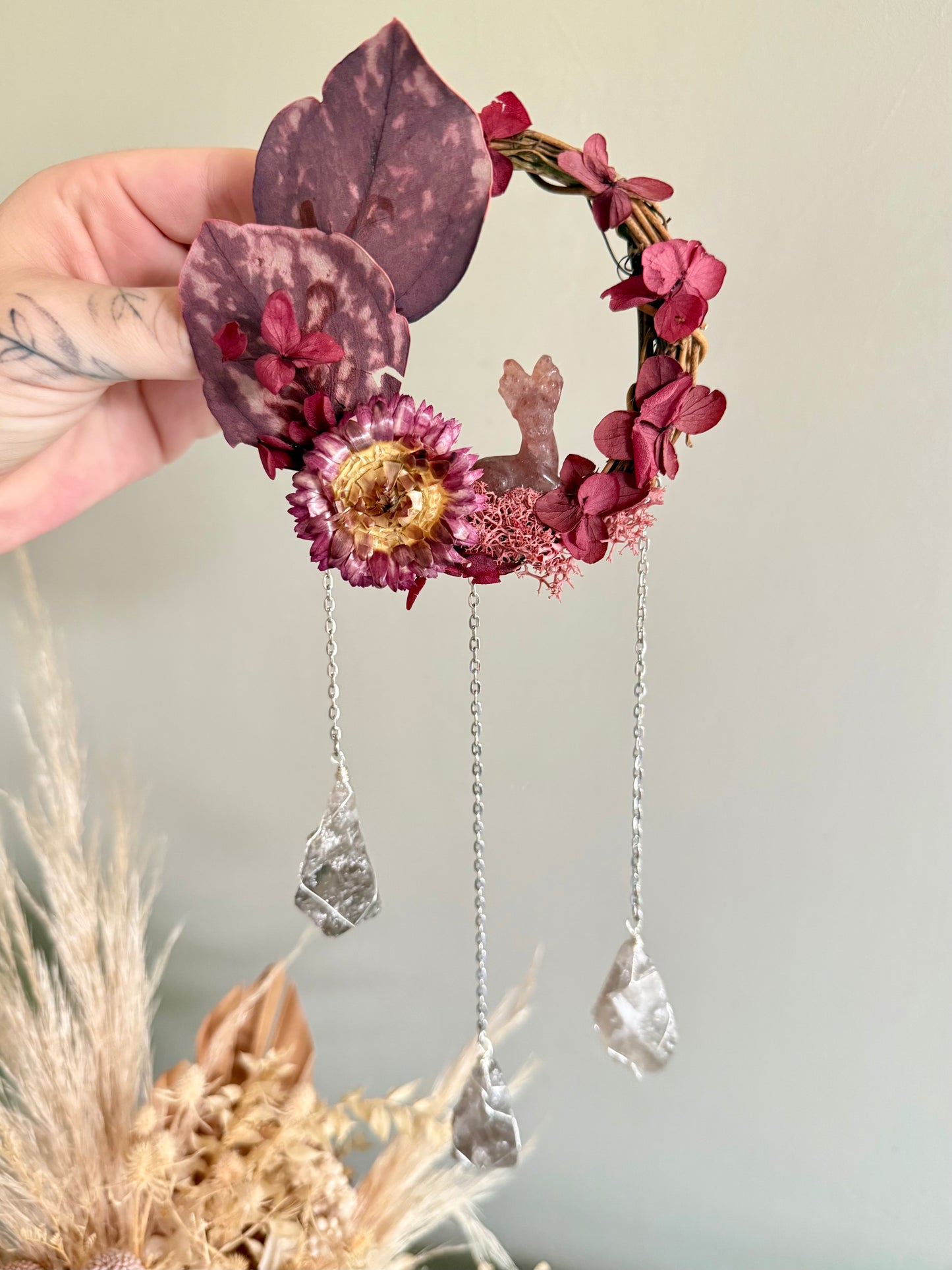 10cm Strawberry Quartz Deer Wreath