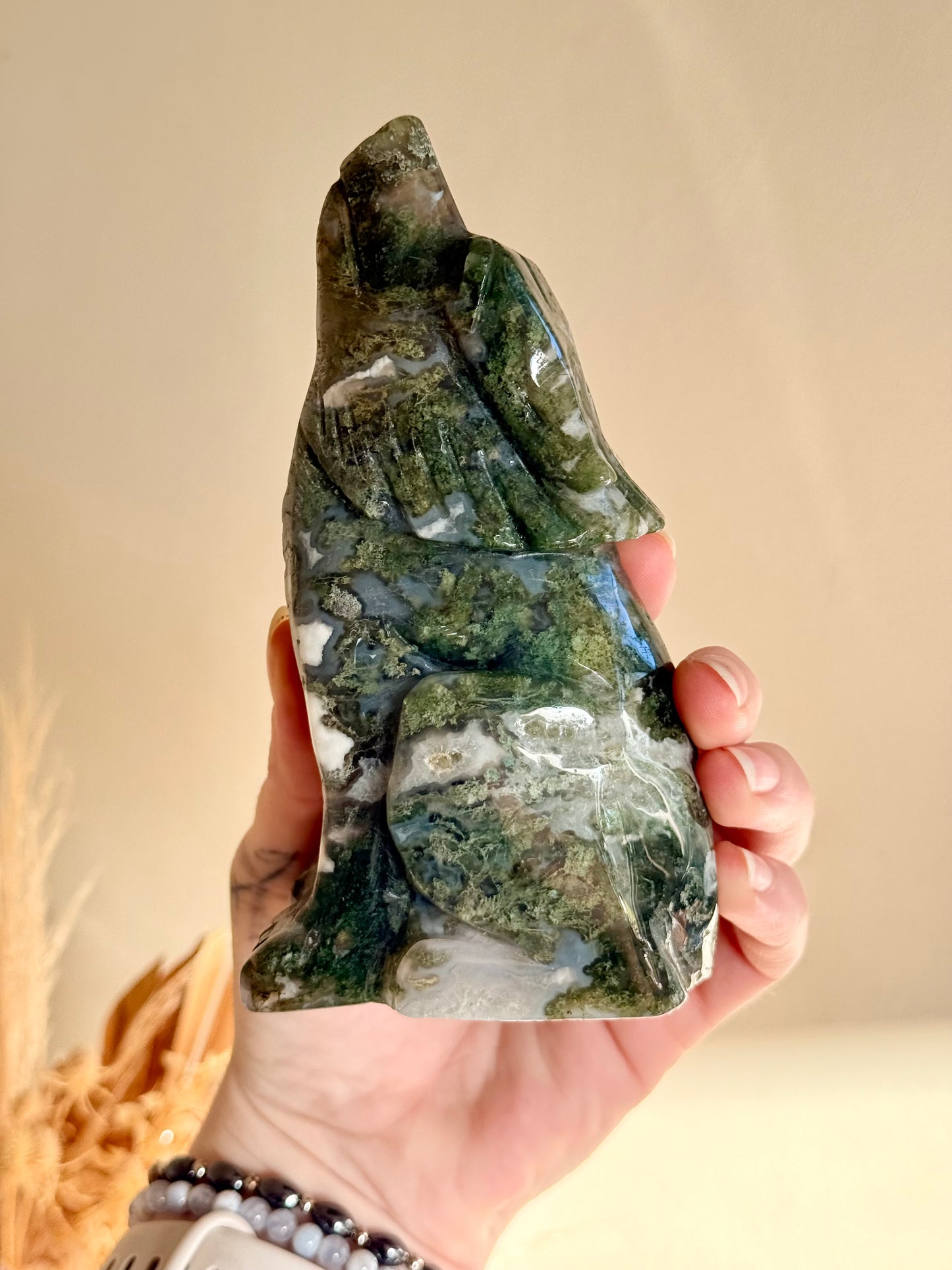Moss Agate Wolf
